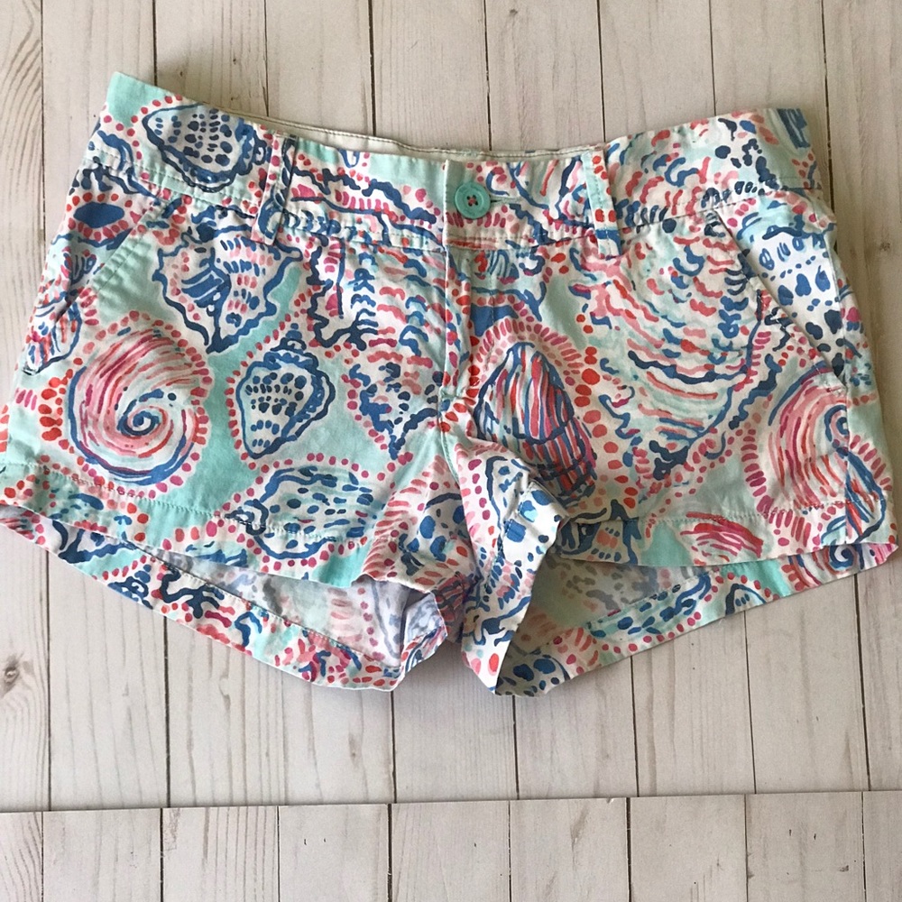 Lily Pulitzer Walsh short
